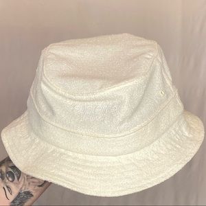 Supreme Bucket Hat Authentic